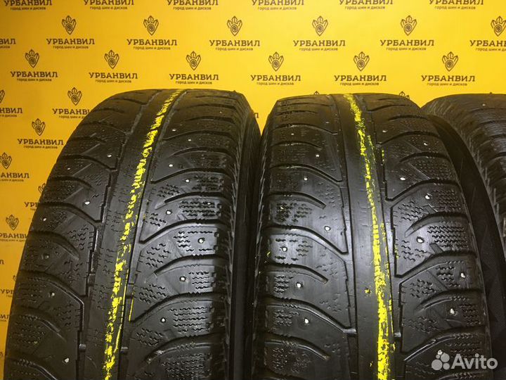 Bridgestone Ice Cruiser 7000 215/70 R16 100T