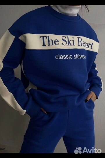 Спортивный костюм женский