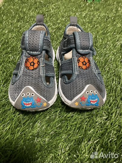 Сандали детские