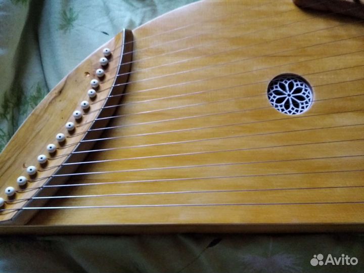 Гусли шлемовидные