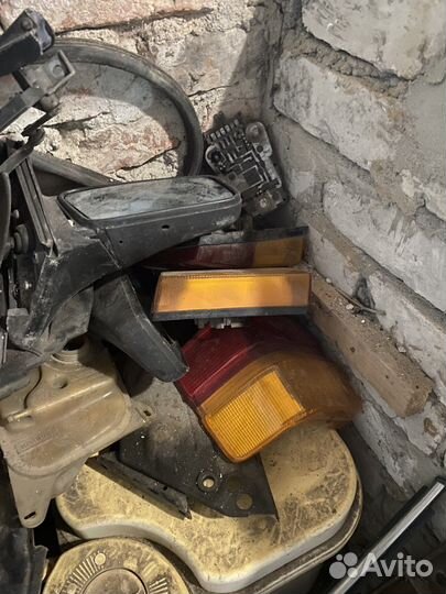 Зачасти Ауди 100 С3