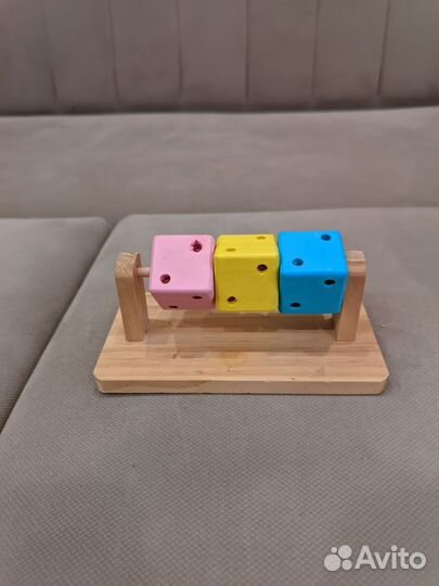 Игрушки для хомяка и миски