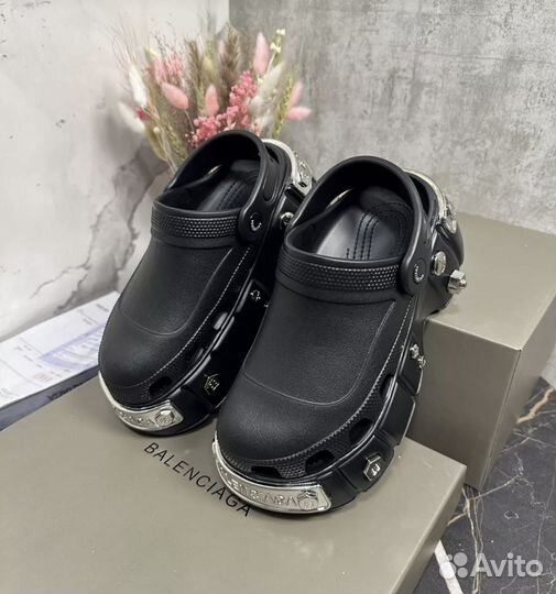 Сабо Balenciaga x crocs