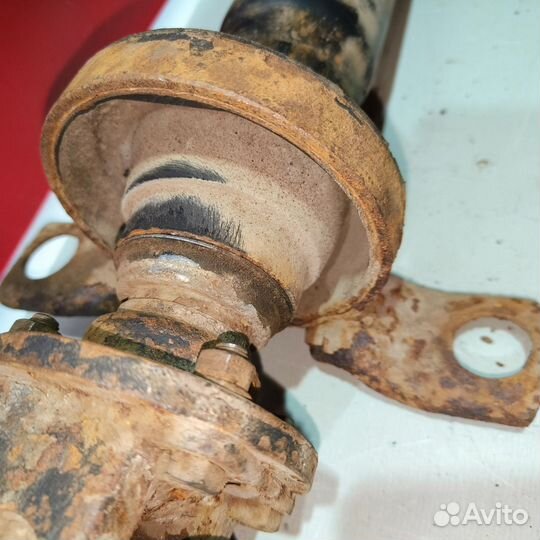 Карданный вал subaru Legacy B10