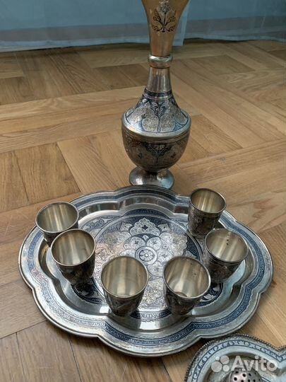 Набор серебряной посуды