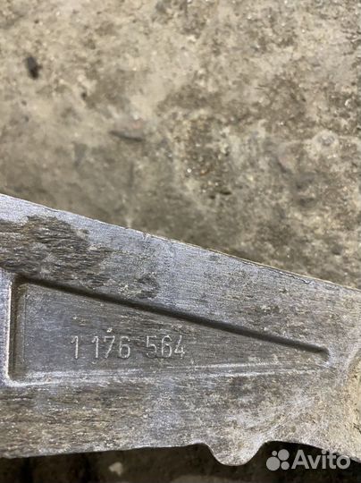 Лапы двигателя бмв е30 м20