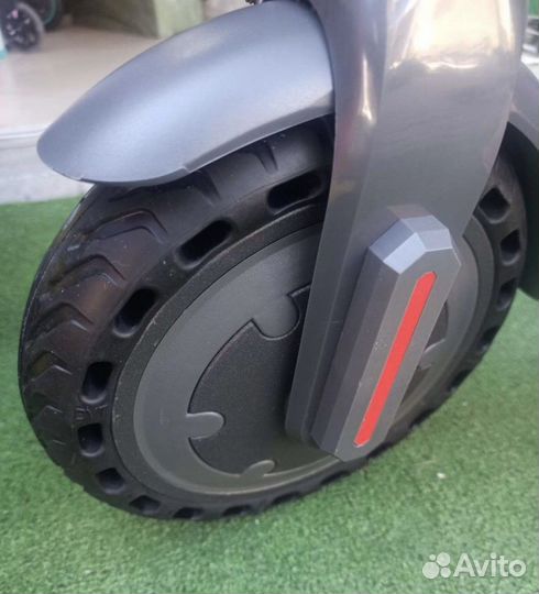 Электросамокат M365 350w