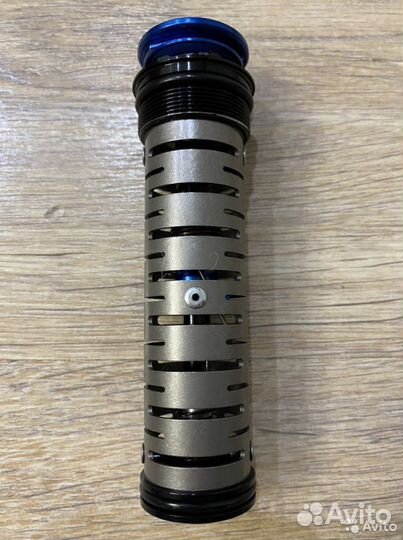 Титановый демфер RockShox