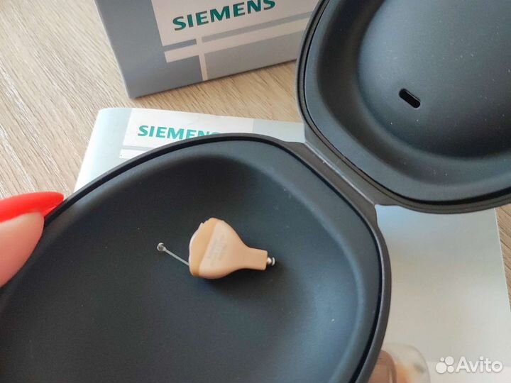 Слуховой аппарат siemens (невидимка)