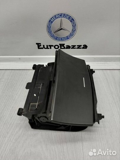 Пепельница Mercedes W203