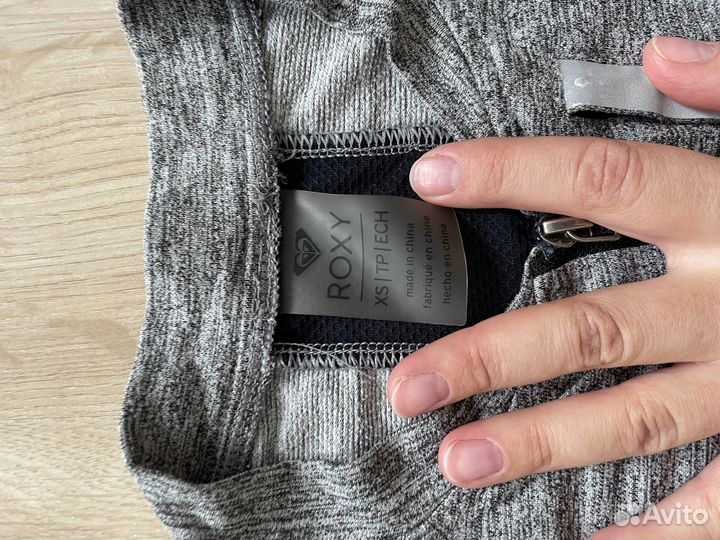 Бомбер Roxy xs