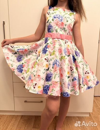 Платье праздничное нарядное, на рост 152, р.38