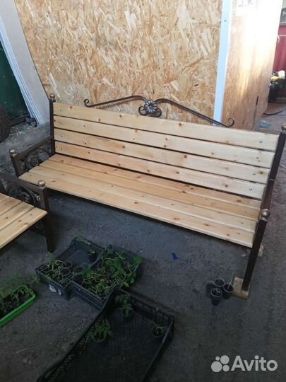 Лавочка садовая