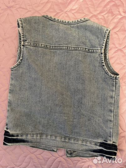 Джинсовая жилетка
