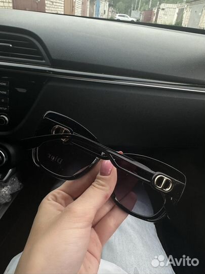 Солнцезащитные очки dior