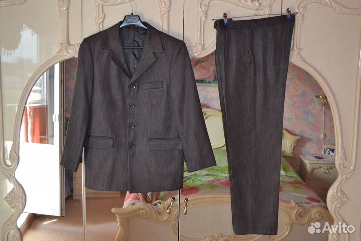Костюм 42р, серый, матовый, школьный