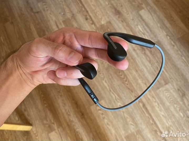 Беспроводные наушники aftershokz