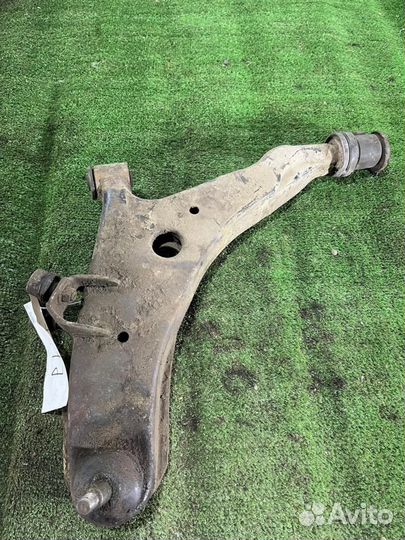 Рычаг передний левый Hyundai Sonata 3 1993 - 1996