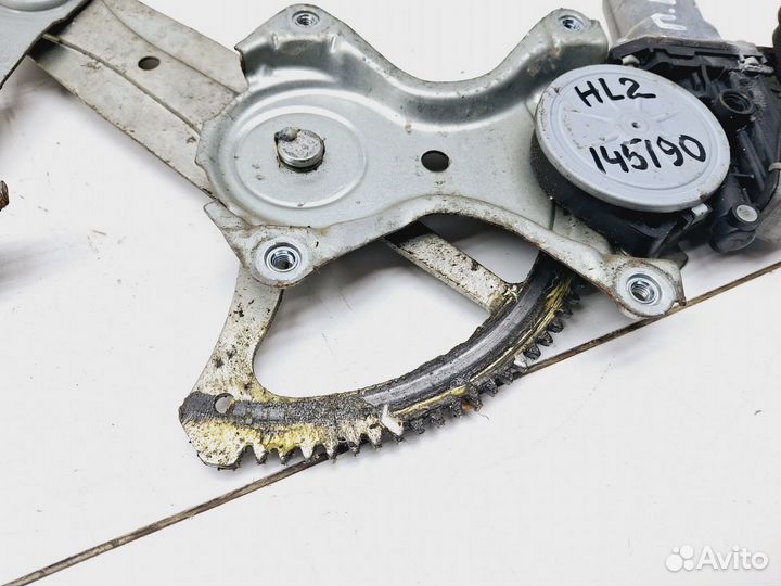 Стеклоподъемник электр. передний левый Toyota Hig