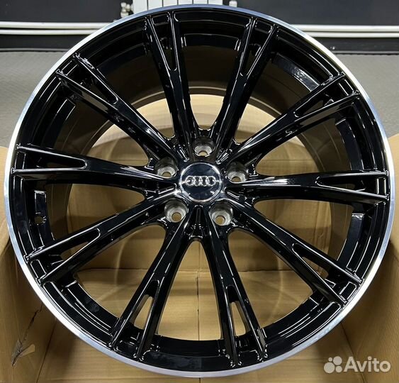 Диски на Audi Ауди Q8 R22