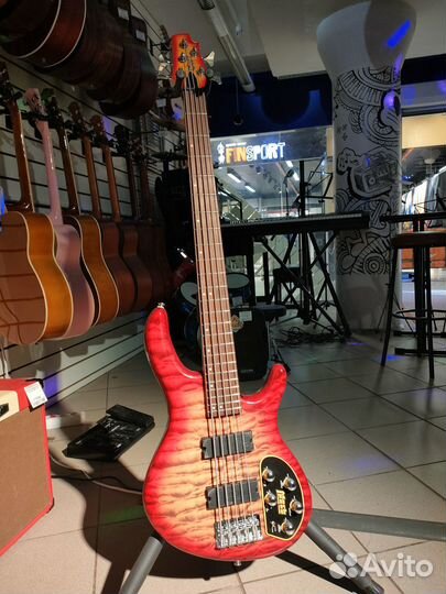 Бас-гитара 5-струнная, Cort Action-DLX-V-Plus