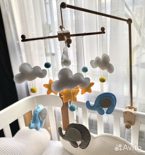 Мобиль из фетра