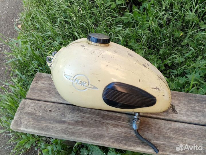 Бензобак от иж юпитер 2