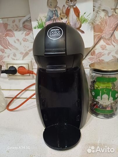 Кофеварка капсульная dolce gusto