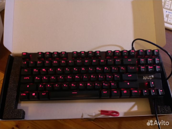 Игровая механическая клавиатура dexp anger tkl