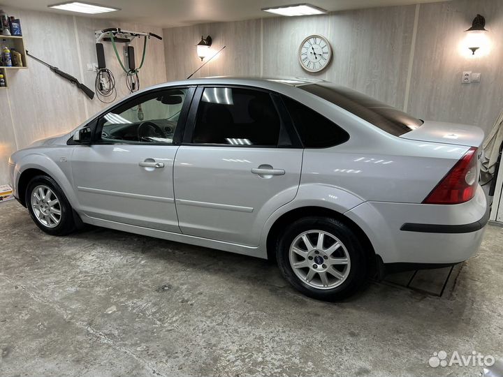 Ford Focus 1.6 МТ, 2006, 195 000 км