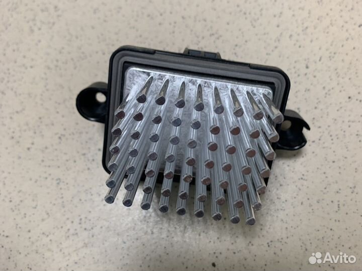 Сопротивление печки land rover discovery IV 2015