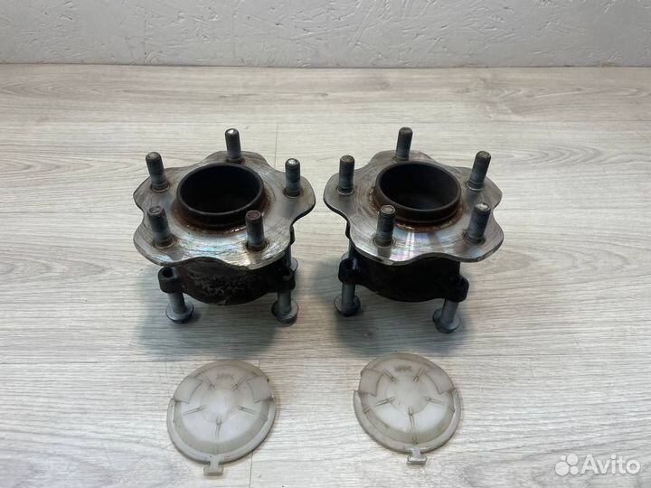 Ступица задняя Nissan Teana J32