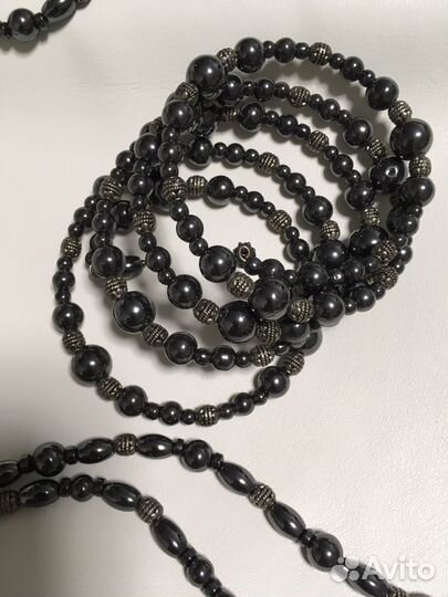 Набор из бус и браслета