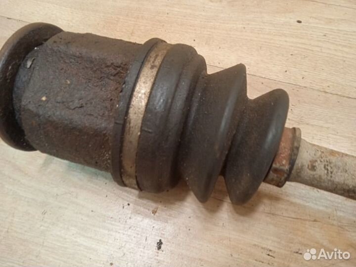 Привод (полуось ) задний правый Mitsubishi