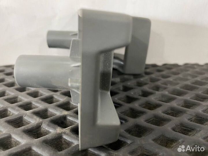 Крючок для одежды Renault T 82291102