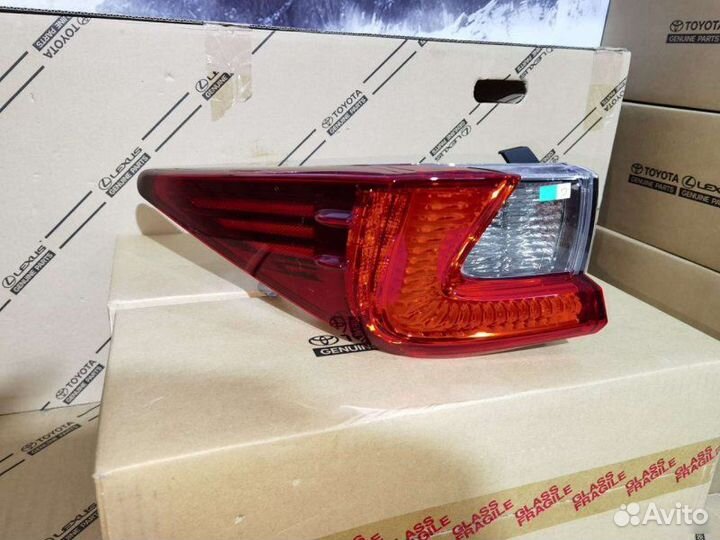 Фонарь задний левый Lexus Rc