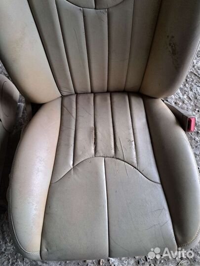 Комплект сидений на Ягуар s-type