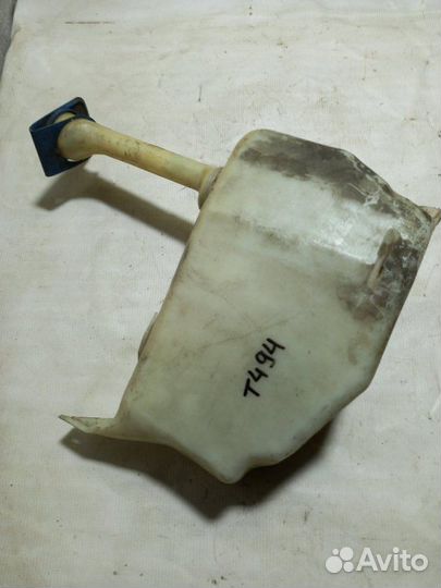 Бачок омывателя Volkswagen Transporter Т4 2 1994