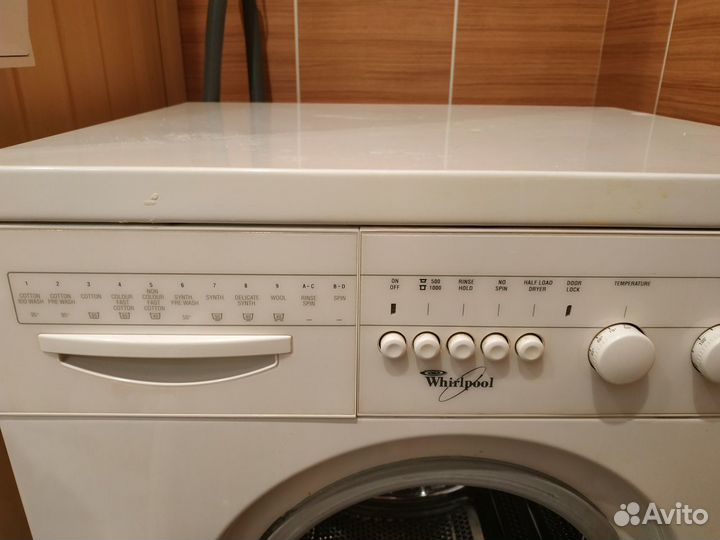 Стиральная машинка Whirpool