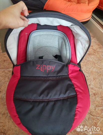 Автолюлька Zyppi