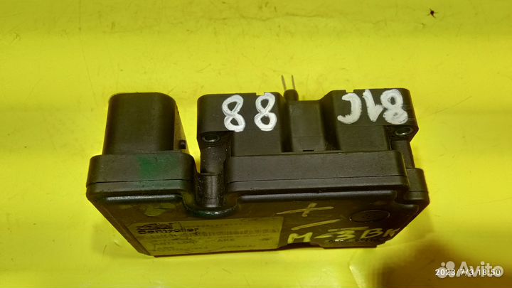 Блок ABS для Mazda 3 2003-2009