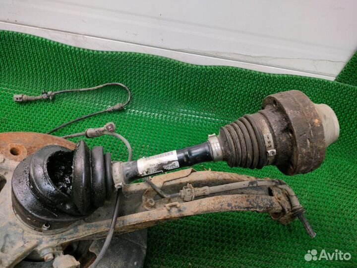 Кулак поворотный передний правый Volkswagen