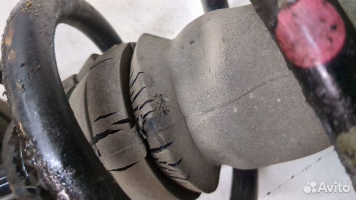 Амортизатор подвески левый передний Opel Vivaro, 2015