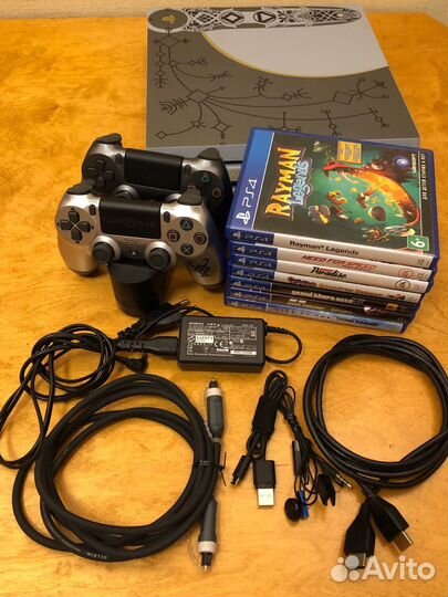 PS4 Pro God of War Limited Edition