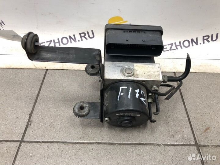 Блок ABS Ford Focus хэтчбек 5 дв. 1.6 2010