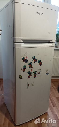 Холодильник бу Веко