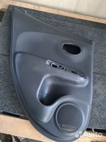 Обшивка двери задняя Nissan Juke F15 HR16DE 2011