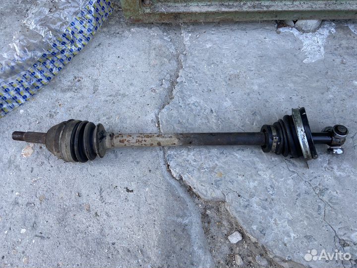 Привод передний левый renault logan 1