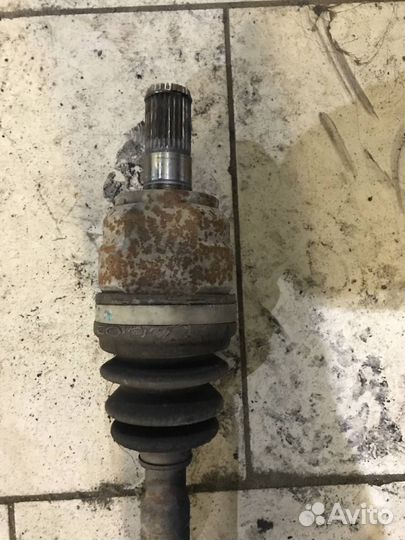 Привод правый kia cerato 3 yd 2.0 АКПП