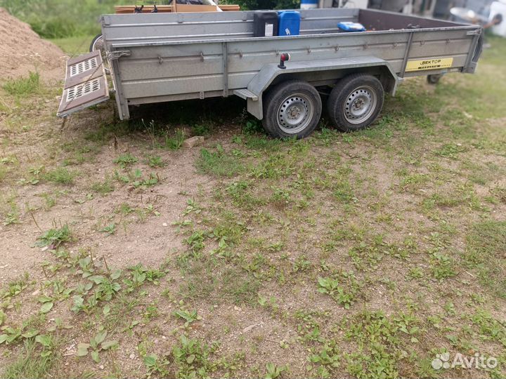 Автоприцеп двухосный легковой Вектор лав 81013A